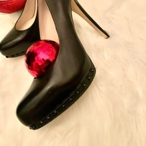 MICHAEL Michael Kors Black Leather 4 inch Heels